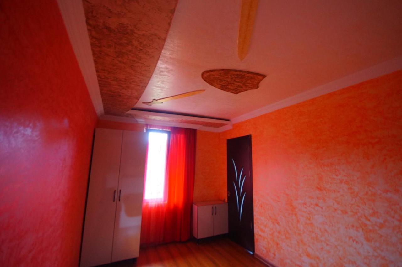 Oasis Gasamania Batumi Quarto foto